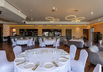 Фото №2 зала Своя Среда