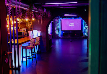 Фото №2 зала HOT LOFT