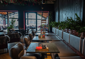 Фото №18 зала Бык и Море