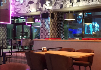 Фото №4 зала Руки вверх